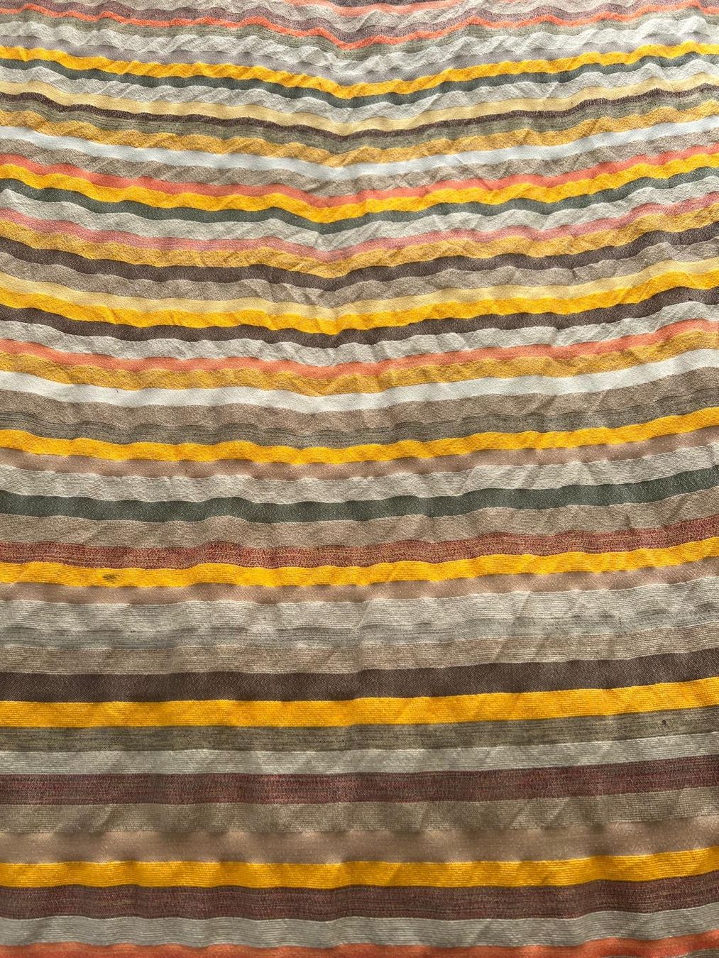 Decken: Decke gemustert mit Fransen ca. 200x150cm – Gebraucht aus Zürich von honey-k 1