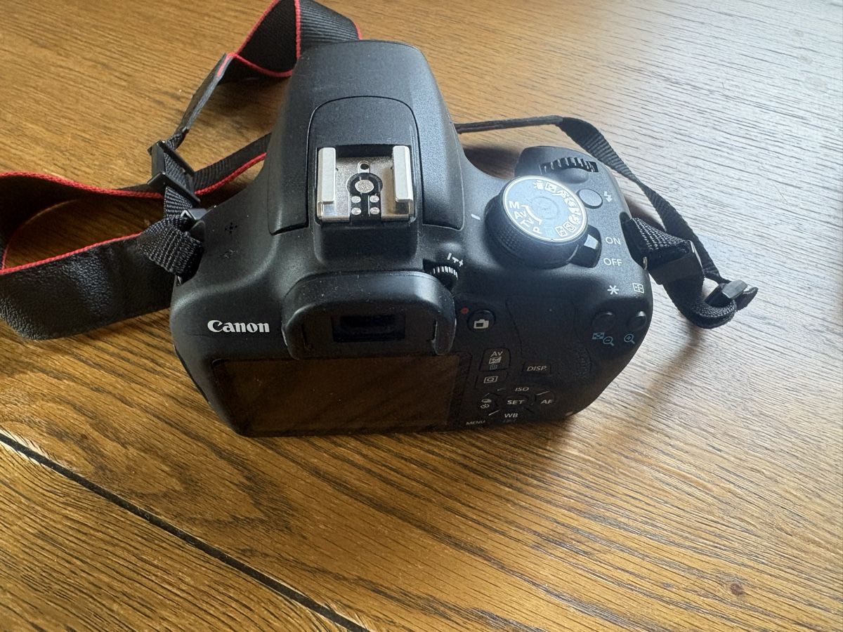 Canon Fotocamera: Canon EOS 1200D Set mit 2 Objektiven, Top Zustand – Usato da St. Gallen venduto da jen_d8zq 2