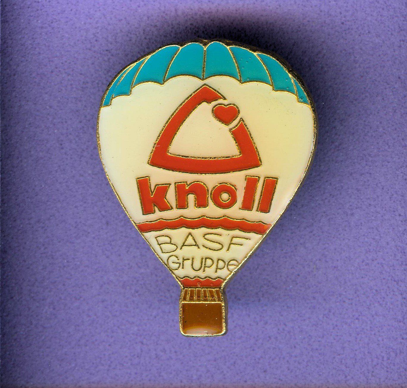 Plaketten & Abzeichen: Heissluftballon   knoll  BASF GRUPPE – Gebraucht aus Winterthur von Sammleroase