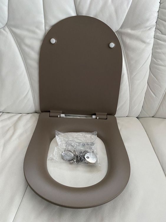 MODULARREDO WC-Sitz Ahorn – Universell, Mit Stoßschutz & Metallscharnieren, 36x43 Cm