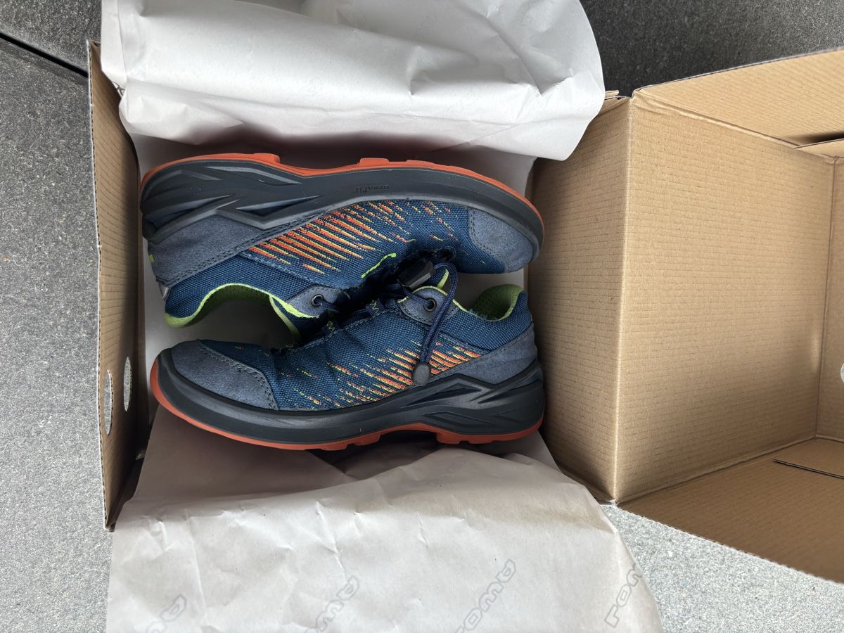 Lowa Scarpe per ragazzi: Lowa Zirrox Gr. 33 – Usato da Grenchen venduto da Wonderland-Finland 2