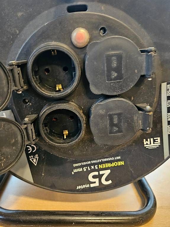 Cavi: Kabelrolle 25 Meter – Usato da Römerswil LU venduto da Helfenstein6027 1
