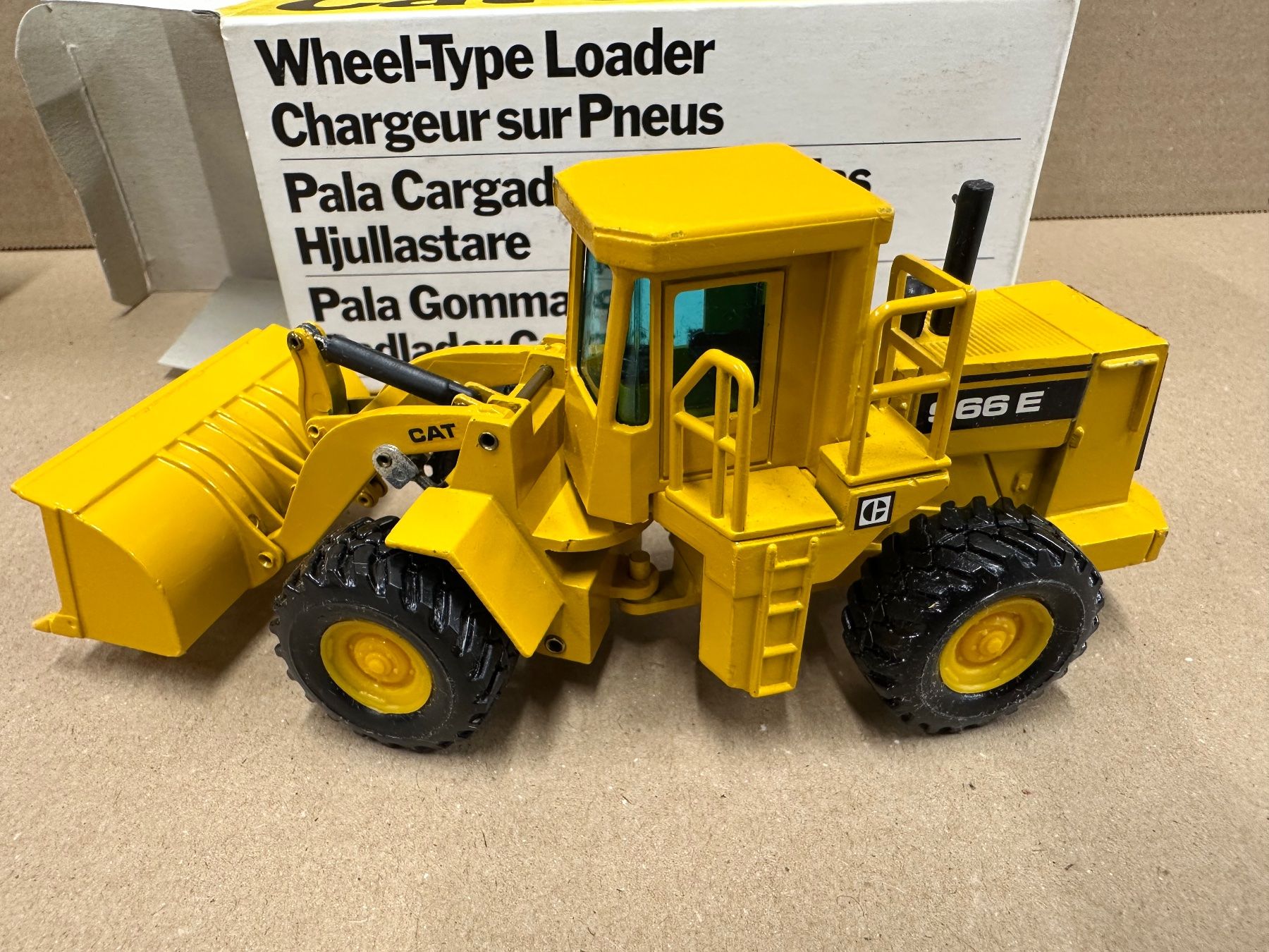 Caterpillar Escavatori: Sensationelles Angebot! – Nuovo e nell'imballaggio originale da Oftringen venduto da Mistra2 1