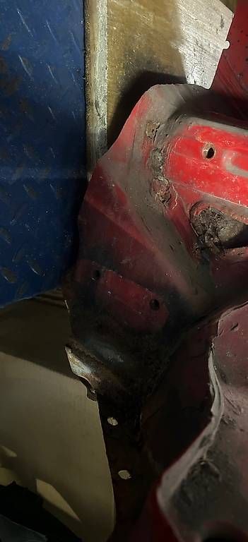 Lancia Tutti pezzi di ricambio auto: Frontblech, Frontmaske Lancia Delta integrale – Usato da Adliswil venduto da Turbocrazy 1