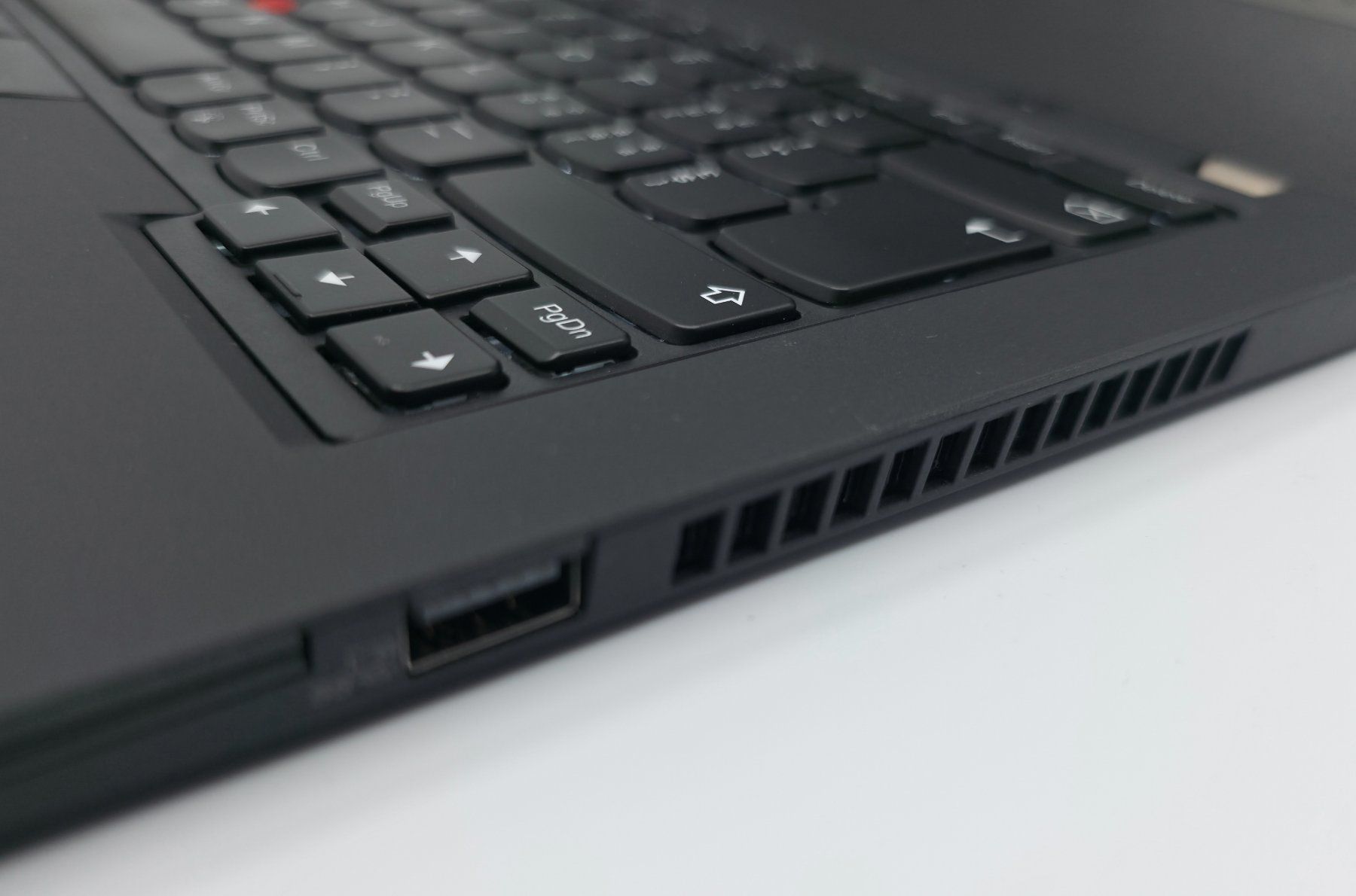 Lenovo Notebook: LENOVO Thinkpad T14 – Usato da Hildisrieden venduto da Kuwai14 3