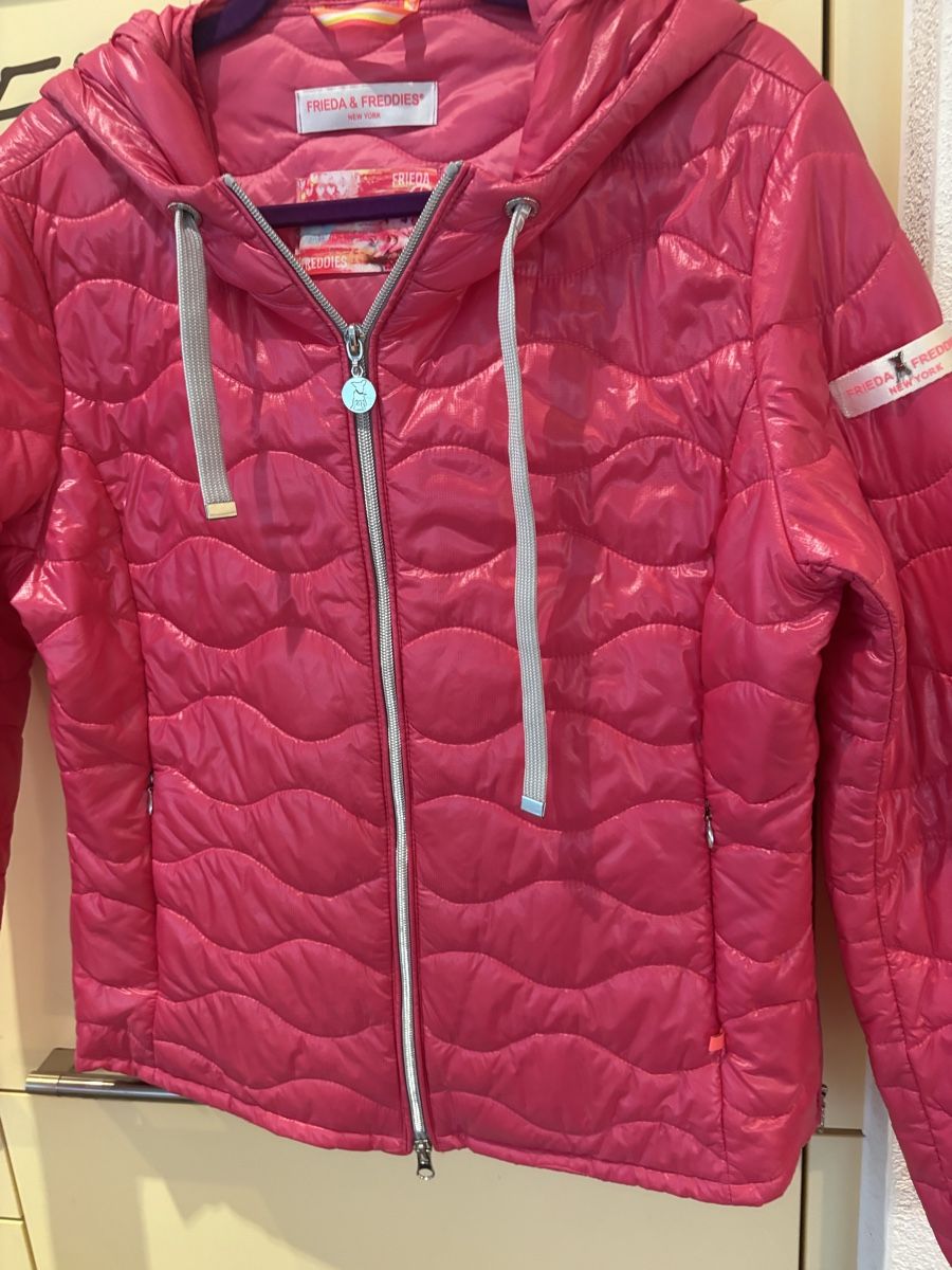 Jacken: Frieda & Freddies Steppjacke , NP 279 CHF  – Neu (gemäss Beschreibung) aus Obbürgen von bugi6868 2