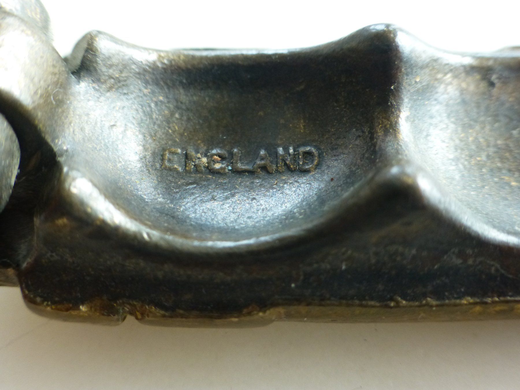 Elettrodomestici da cucina: Antiker Nussknacker aus Messing, England - mit Prägung – Usato da Füllinsdorf venduto da Kapellie 3