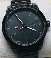 TOMMY HILFIGER Herrenuhr ( Quartz / 44 mm )