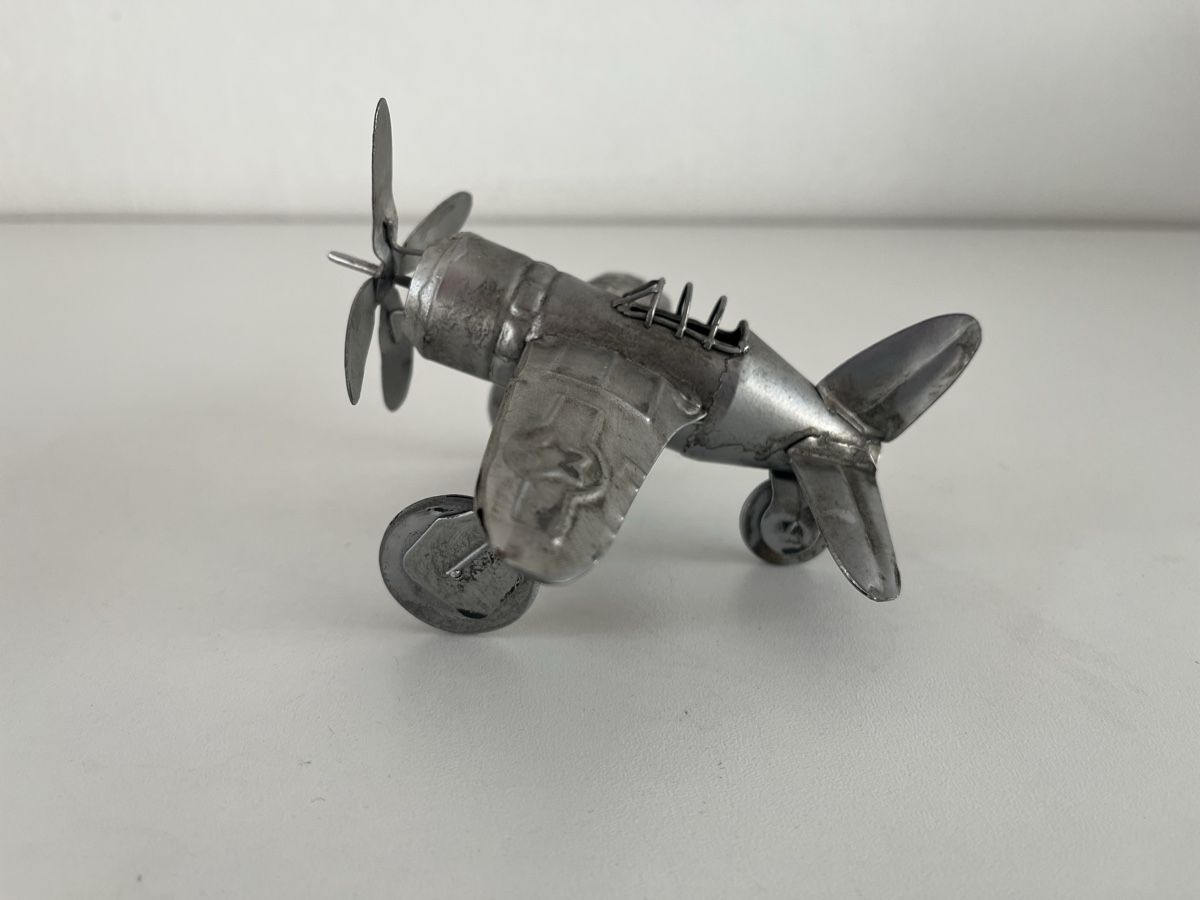 Kit di modellismo & Modellini statici: Flugzeug Modell aus Metallblech – Usato da Wetzikon ZH venduto da seli03 1