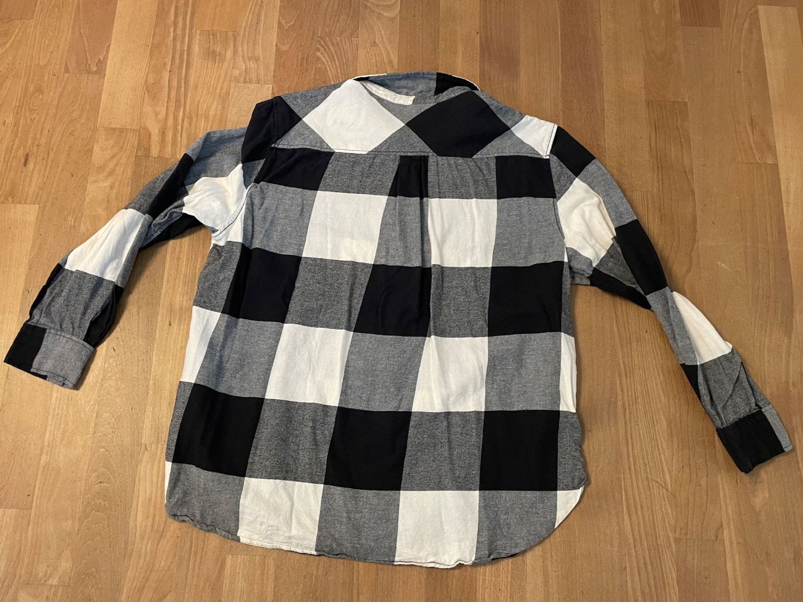 H&M Chemisiers: cooles H&M Hemd - Gr. M - Top Zustand – D'occasion à Winterthur par Schwestere 1