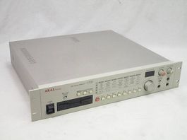 Akai S01