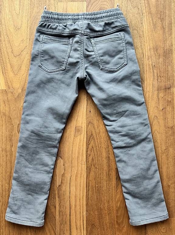 Pantaloni: C&A Hose gefüttert 122 – Usato da Horw venduto da VS231 1