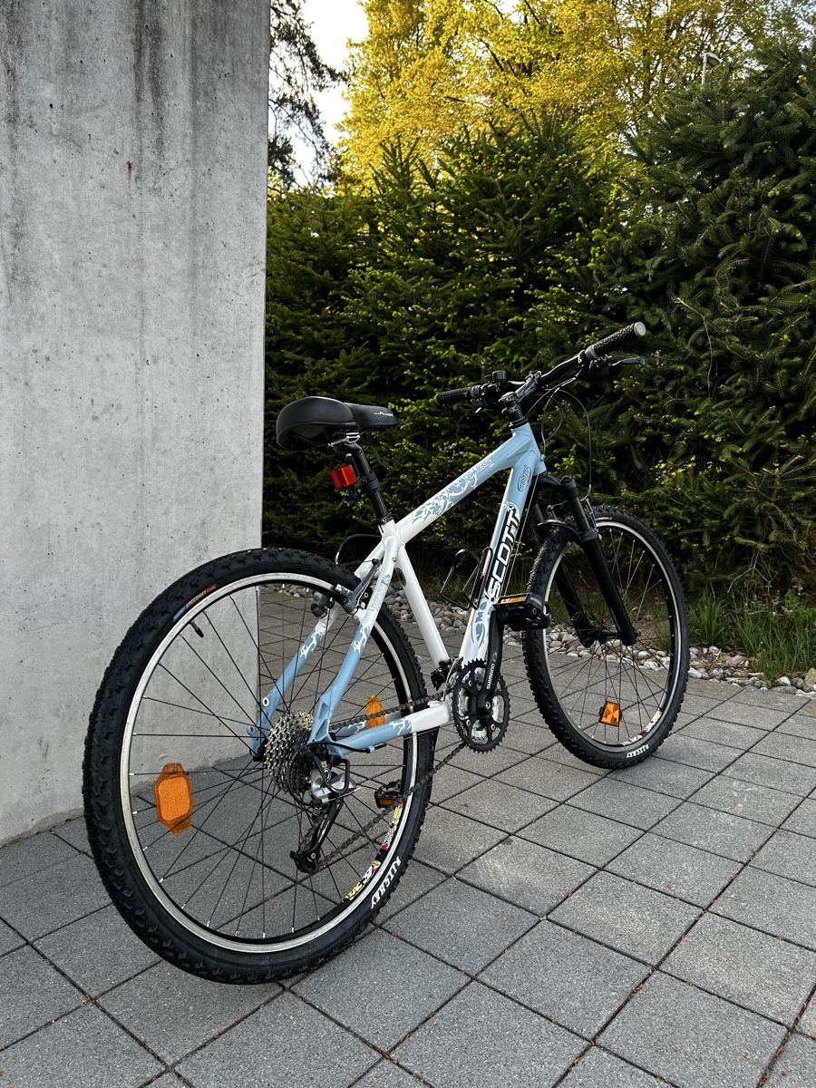 Scott Velos: Tolles Mountain-Bike - Scott Contessa – Gebraucht aus Meggen von HepiPepi 2