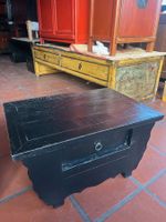 Schwarzer Vintage Beistelltisch/Buddha Altar