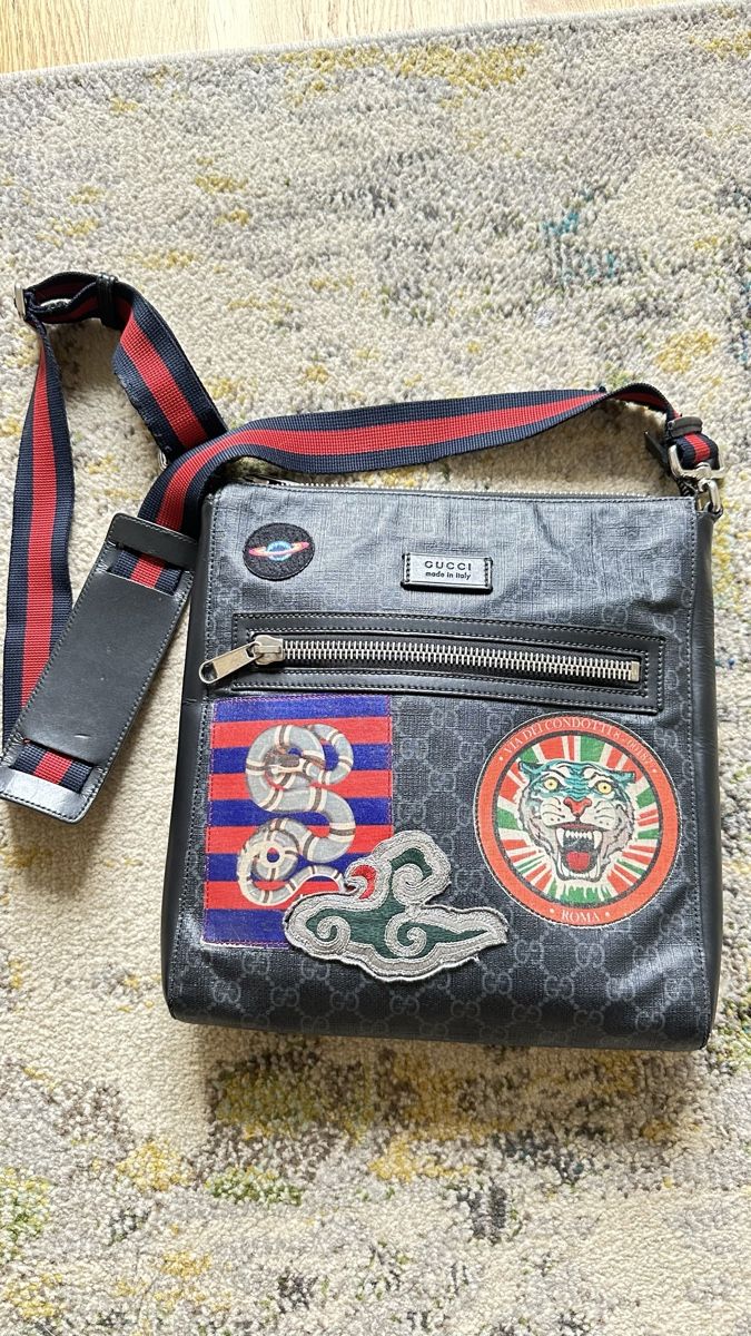 Gucci Borse: GUCCI GG SUPREME NIGHT MESSENGER BAG – Usato da Genève venduto da Milana89 1