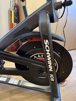 Schwinn IC8 Indoor Bike - Top Zustand wie neu
