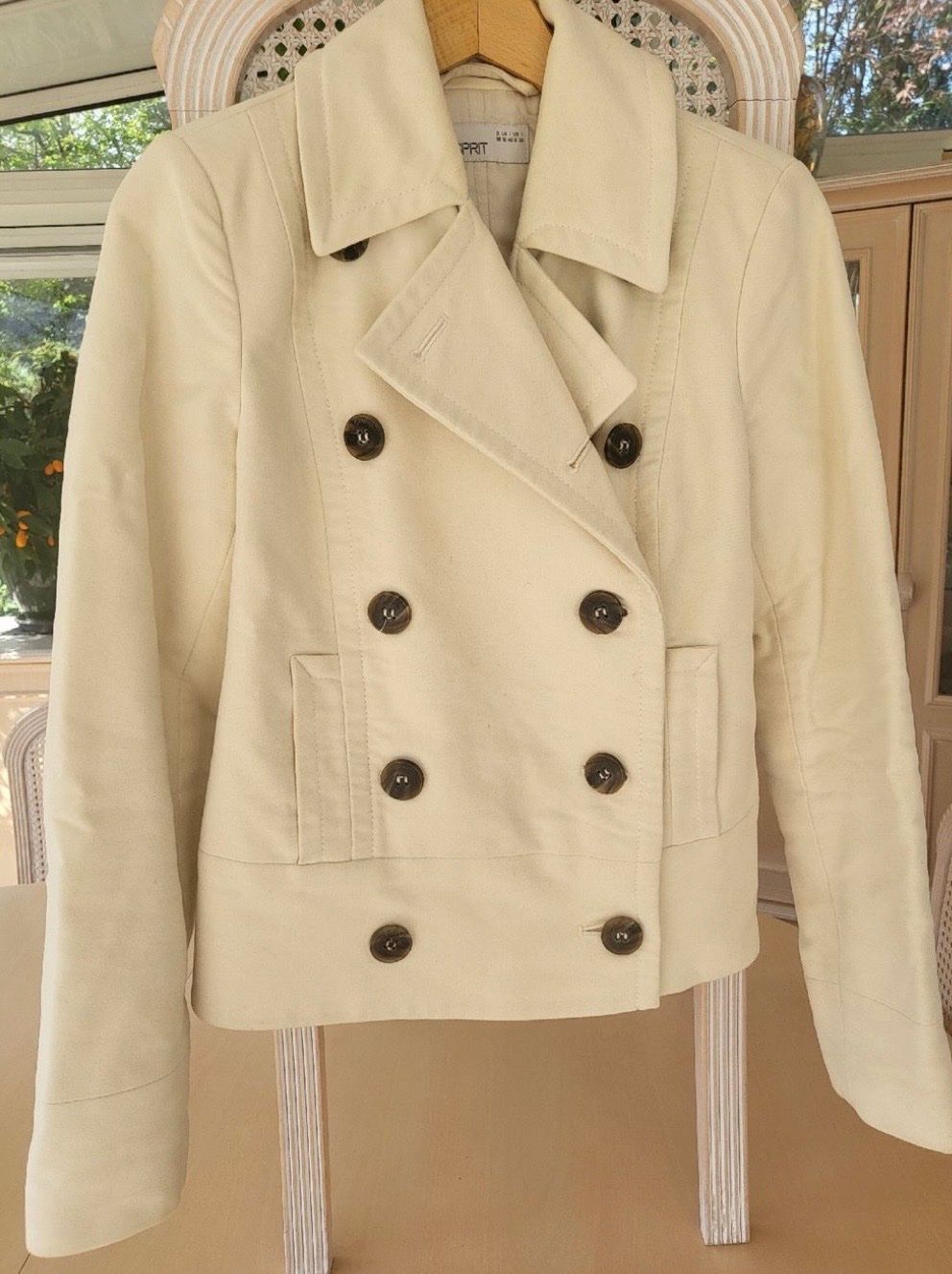 Esprit Giacche: Beige Übergangsjacke von Esprit, Gr 36 – Usato da Aarburg venduto da Petite-closet-Loop