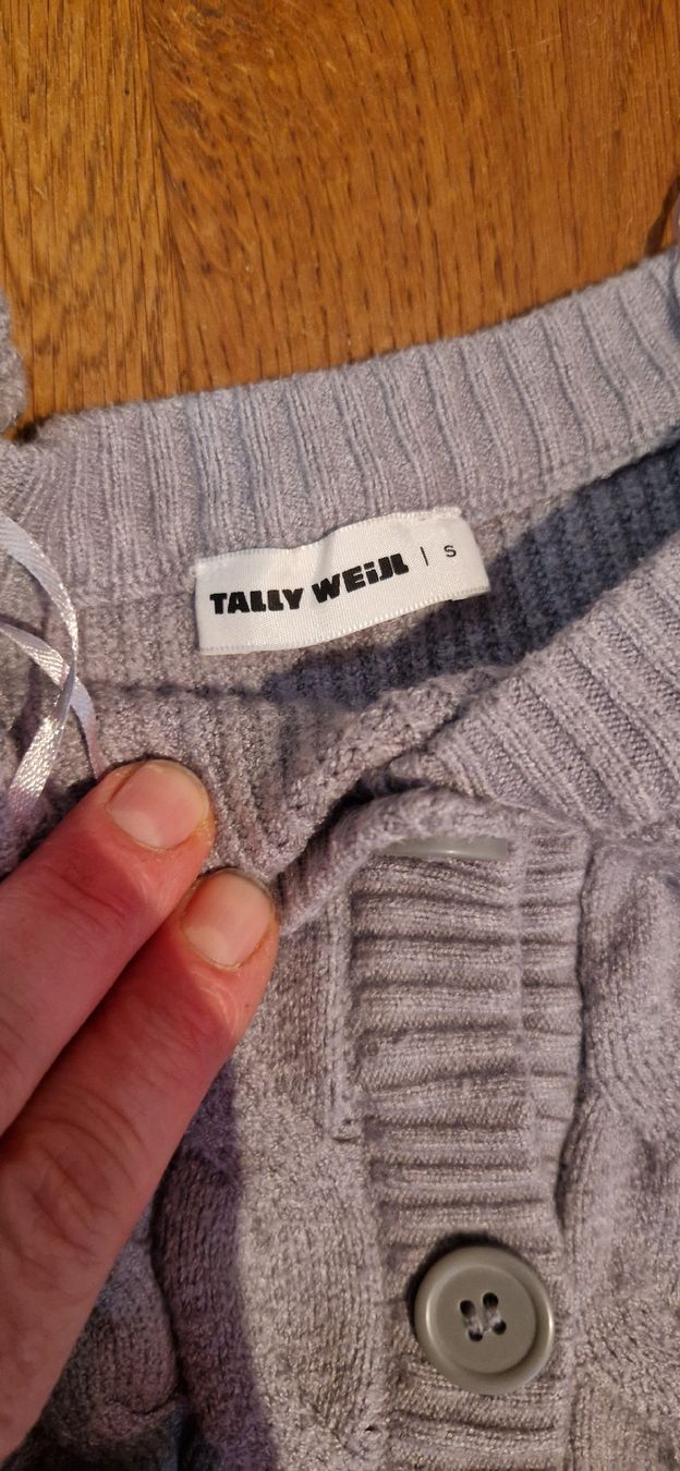 Maglioni & Felpe: 2xBauchfreie Pullover – Usato da Grosswangen venduto da iranki80 2