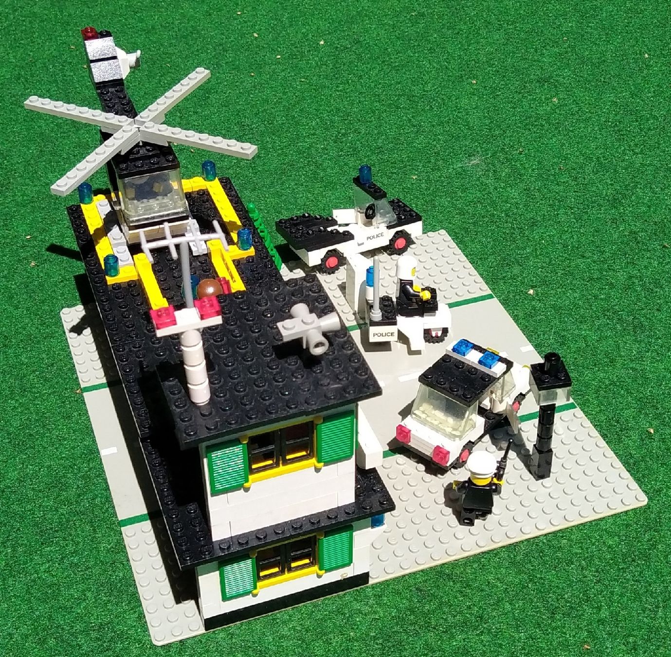 Lego Spielzeuge: Lego Polizeistation 1979 – Gebraucht aus Langendorf von Laslo4 7