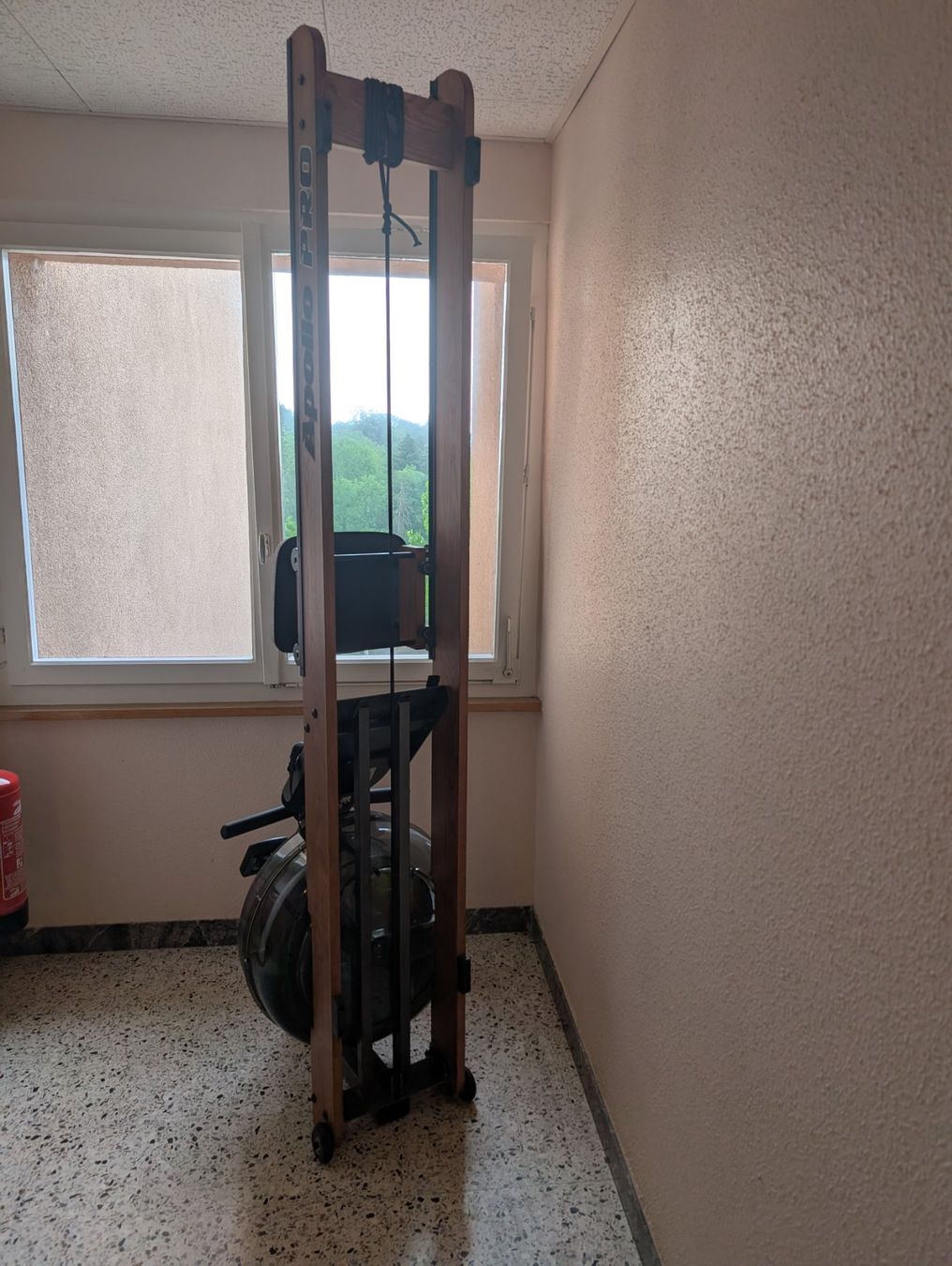 Hometrainer: Apollo Pro Rudergerät, Wasserwiderstand einstellbar. Leise. – Usato da Wittenbach venduto da FleurLaBelle 5