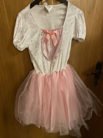Süsses Fasnachtskostüm /Ballettkleid, Gr. 134-140 cm