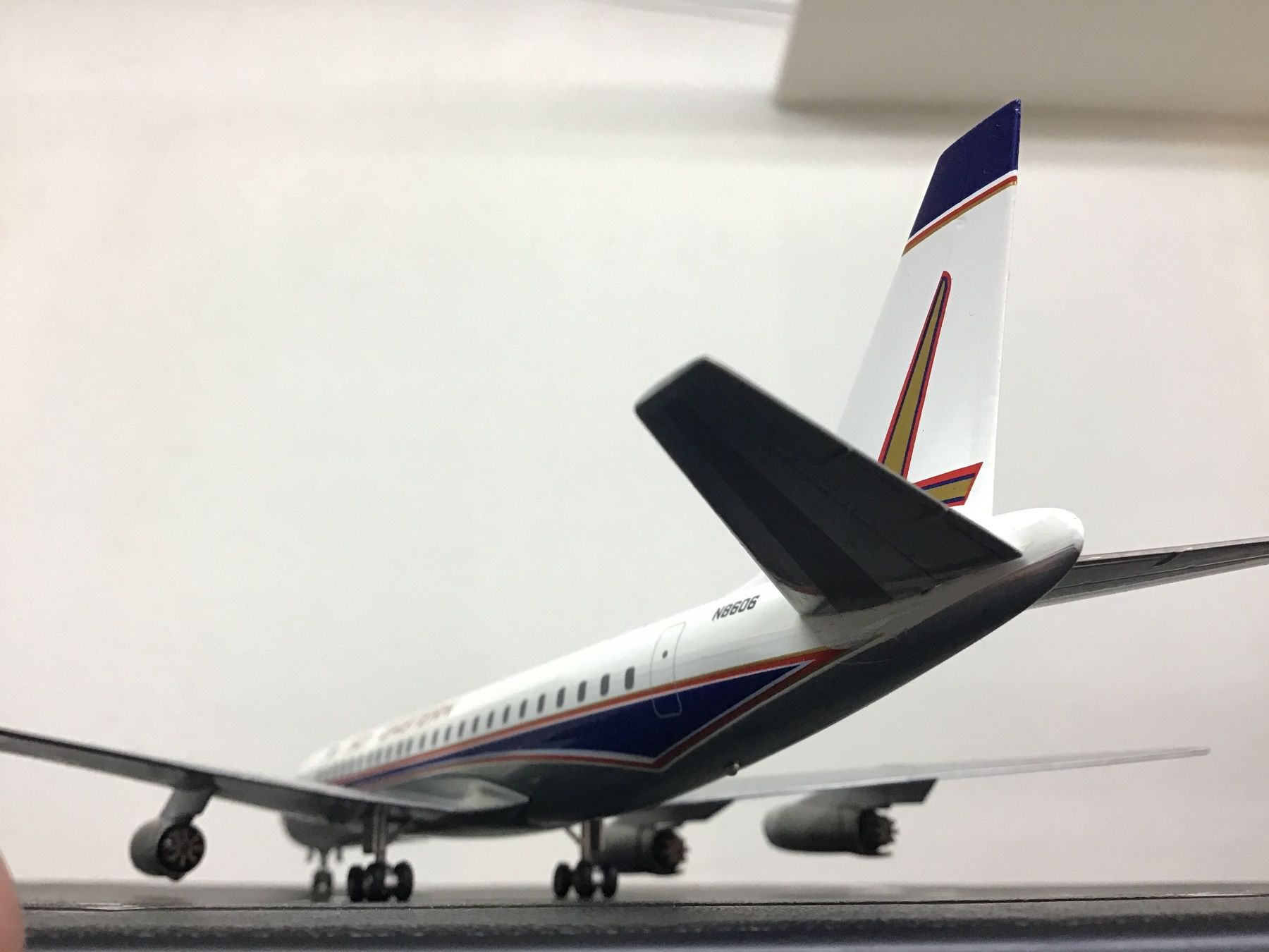 McDonnell Douglas Kit di modellismo & Modellini statici: Flugzeug Modell DC-8-61 Fly Eastern, 1:200, OVP! – Nuovo (secondo la descrizione) da Männedorf venduto da Modelle-aller-Art 3
