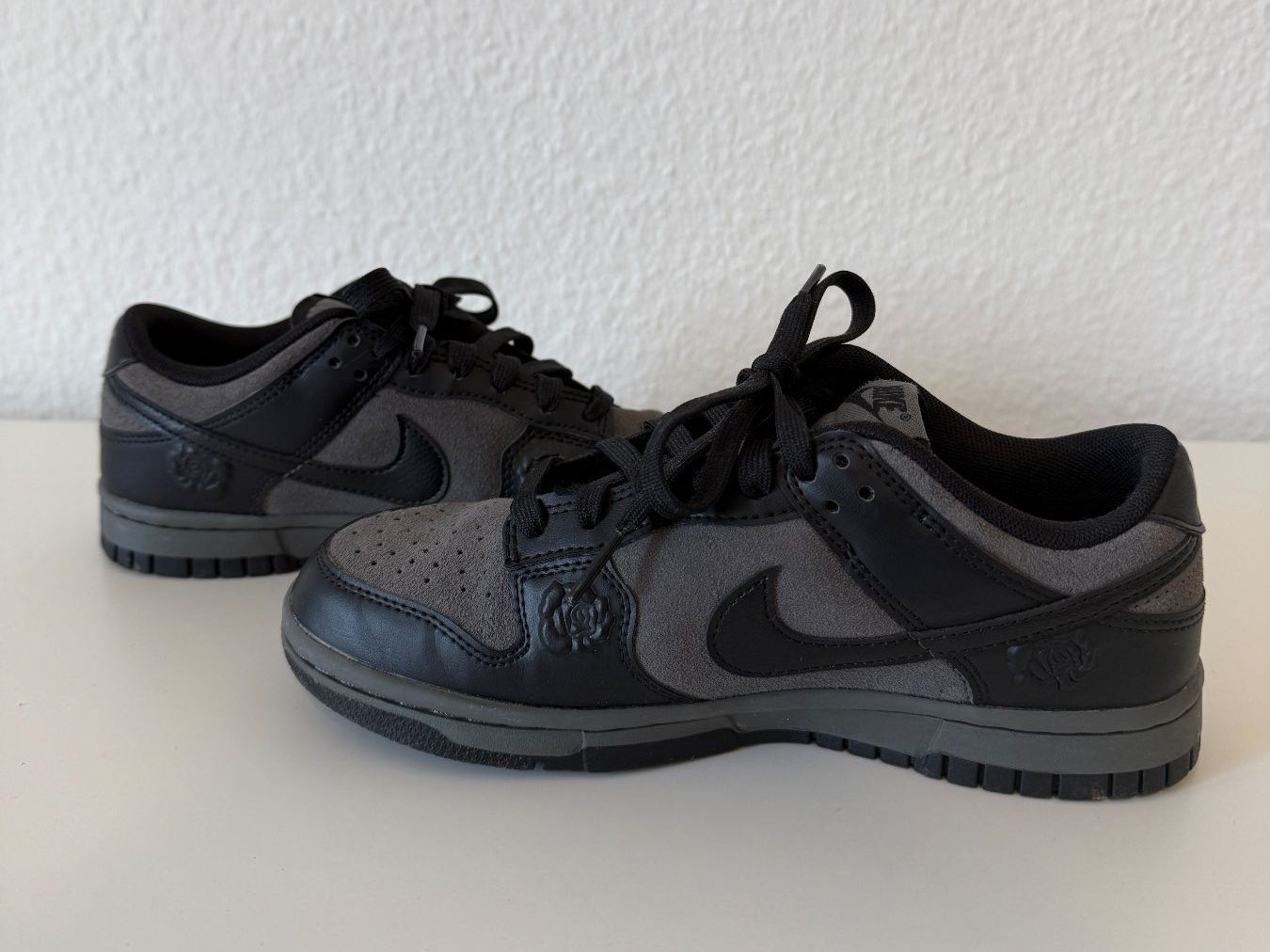 Nike Scarpe da donna: Nike DUNK Low – Black Roses – Nuovo (secondo la descrizione) da Langenthal venduto da Mupho8 4