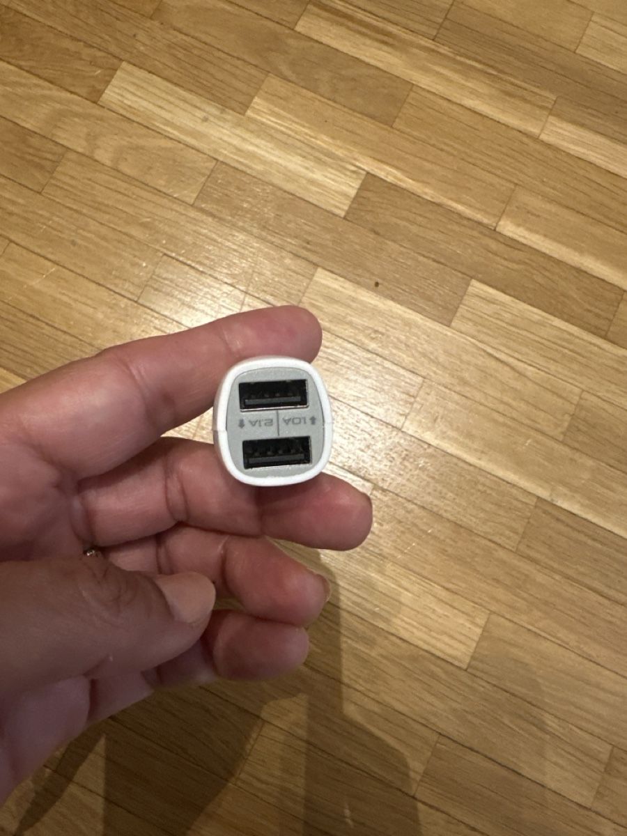 Batterie-Ladegeräte: Car Charger 12-24V Input 5Vdc Output CE – Gebraucht aus Collex von aff_76dh 4