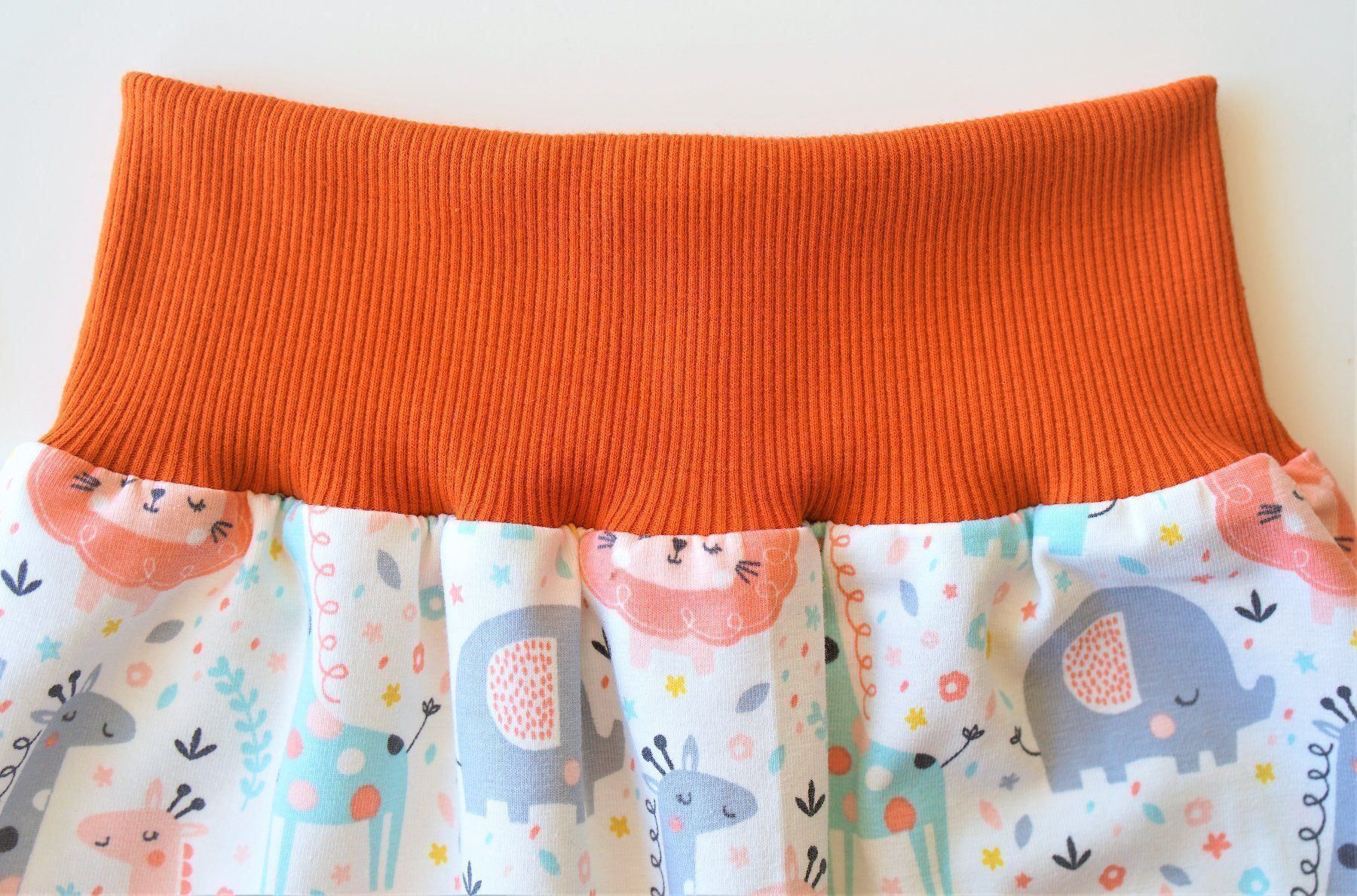 Pantaloni: Kurze Pumphose - Tieren Gr.92/98 – Nuovo e nell'imballaggio originale da Zürich venduto da sambaum 1