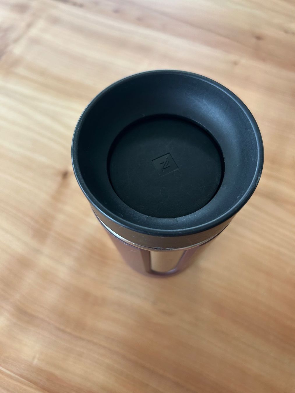 Tazze: Nespresso Thermobecher braun/ Bordeaux 4dl – Usato da Kaltbrunn venduto da lagone1 1