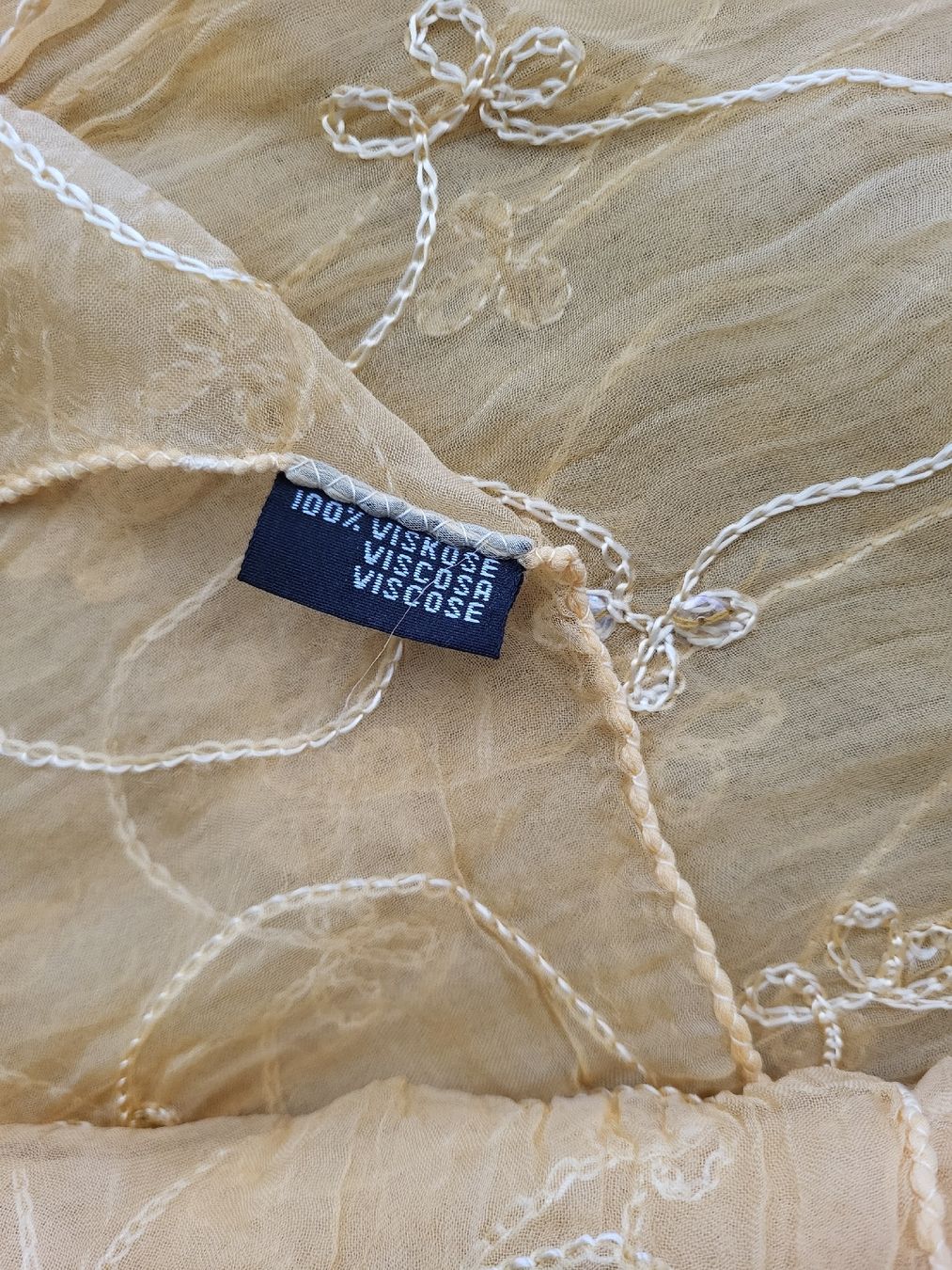 Foulards & écharpes: Damenschal 100 % Viskose – D'occasion à Zweisimmen par Adorable 3