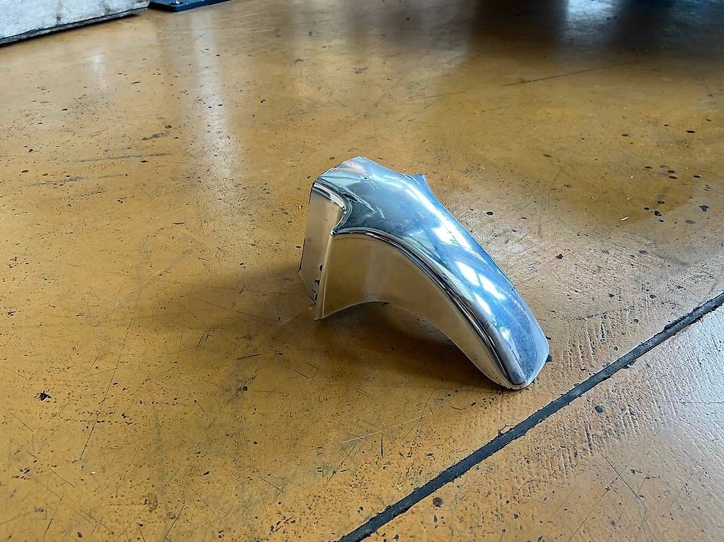 Mofa-Ersatzteile: Garde boue F1 Chrom arrière Puch Maxi – Gebraucht aus Fenil-sur-Corsier von hooger.booger