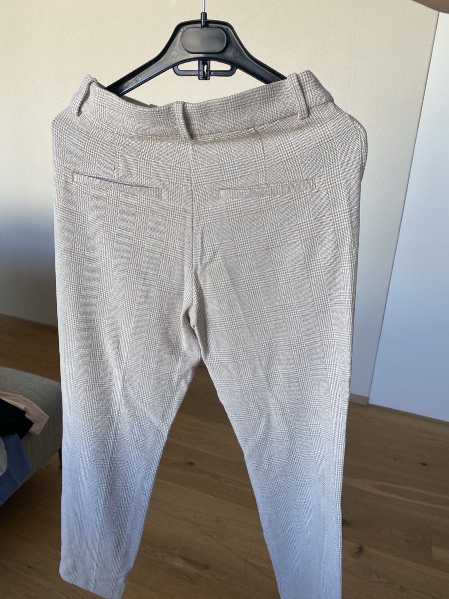 H&M Pantalons: Hose – Neuf (Voir description) à Kloten par Beatriz650 5