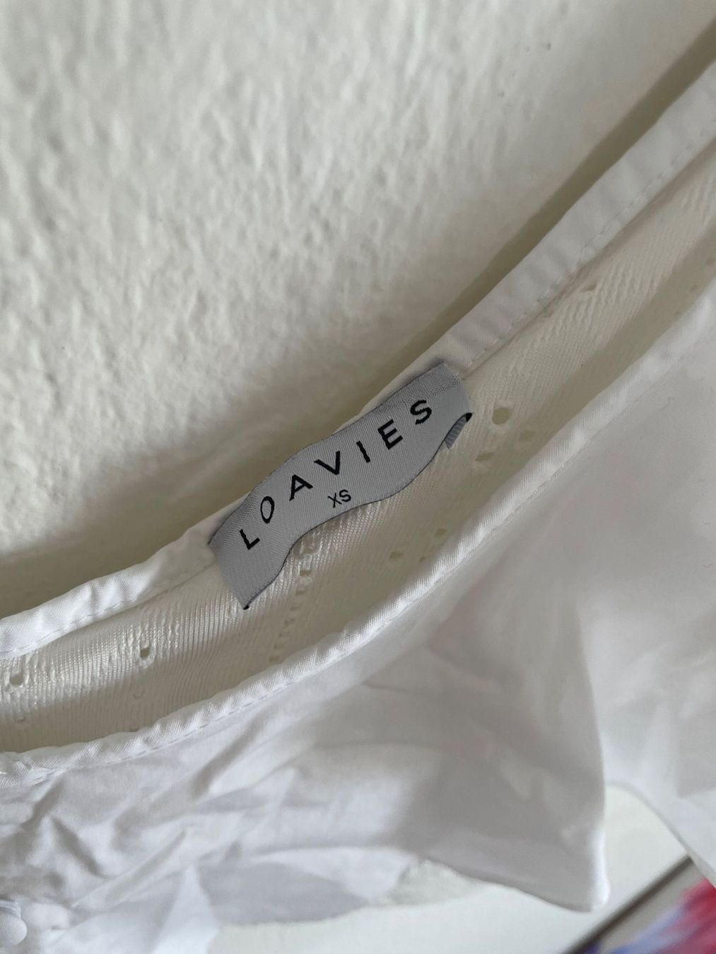 Top: Loavies Sommerliches Crop Top – Nuovo (secondo la descrizione) da St Gallen venduto da Giidi 3