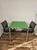 Vitra EA 108 Stühle drehbar Netzgewebe 