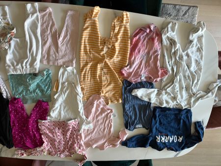 Baby Kleider Set gemischt verschiedene Groessen getragen