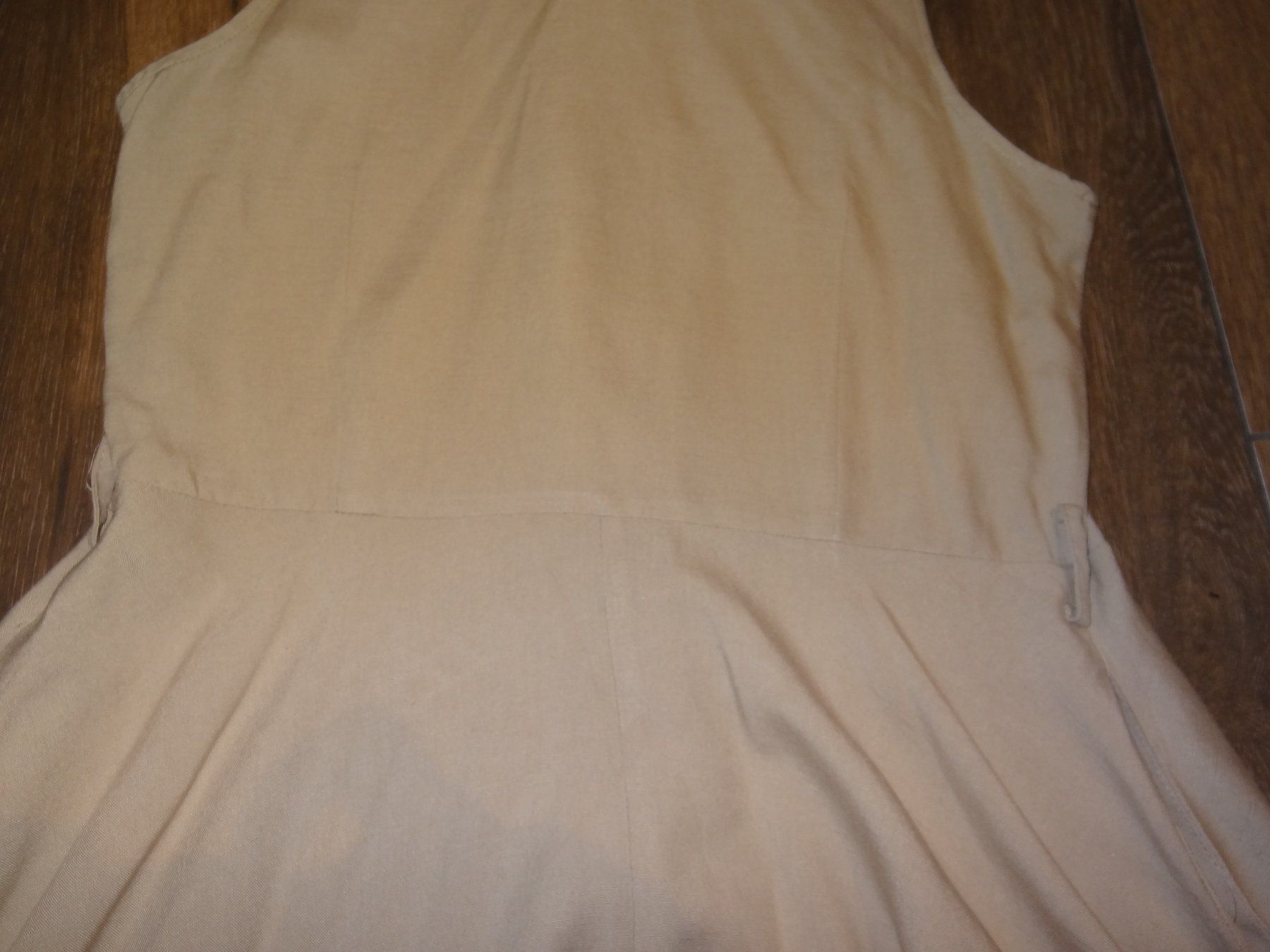 Zara Vestiti: Robe beige sans manches Zara taille M – Usato da Satigny venduto da salvatore73 7