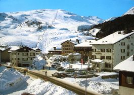 BIVIO am Julierpass - Skilift - Auto