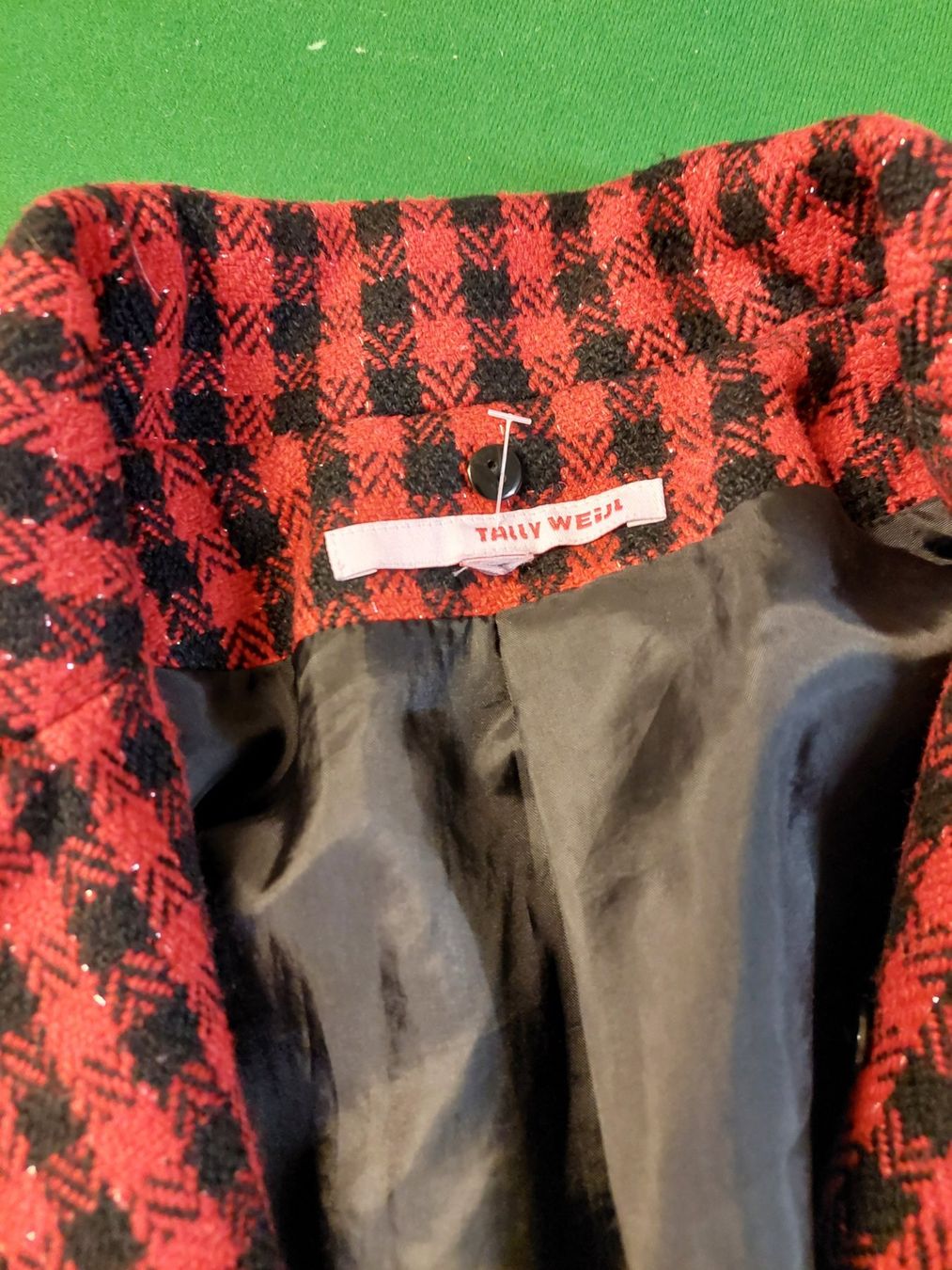 Tally Weijl Giacche: Blazer rot schwarz – Usato da Wynau venduto da Meysi 1