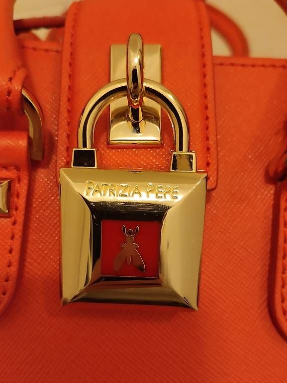 Patrizia Pepe Borse da donna: Borsa Patrizia Pepe – Usato da Paradiso venduto da PrimEra 2