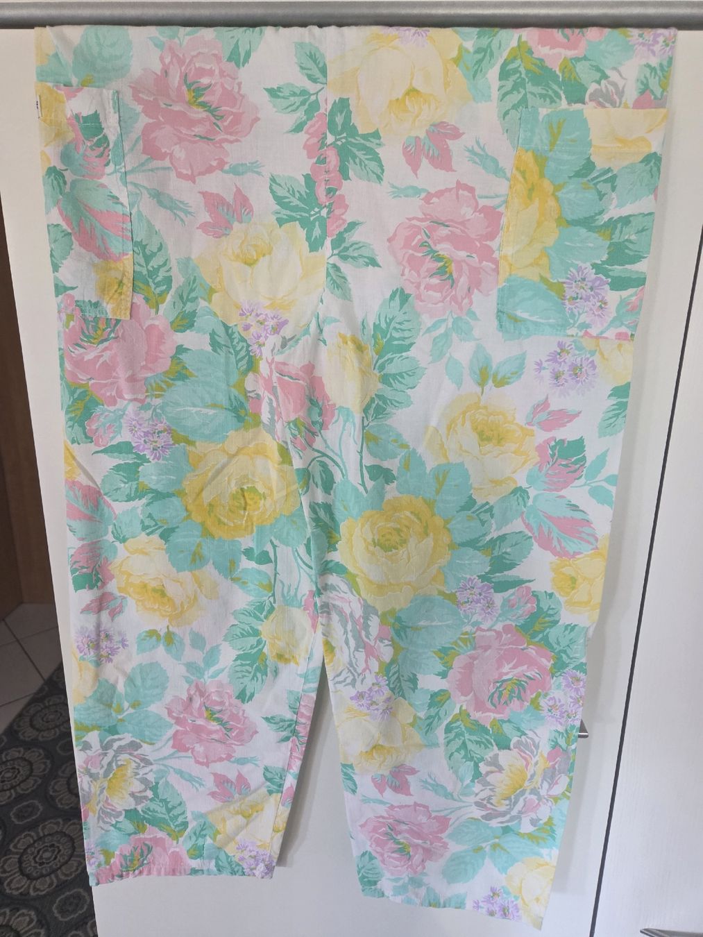 Nafnaf Lotti di vestiti: Ensemble NAF NAF fleuri taille M haut pantalon  – Usato da Brügg BE venduto da man_xyd9 3