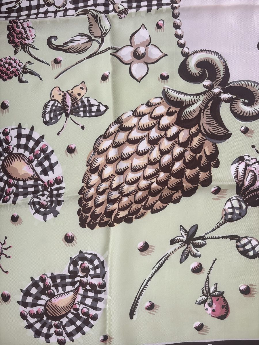Ines Boesch & Co. Foulard & Sciarpe: Wunderschönes Seidentuch von Ines Boesch – Usato da Zollikon venduto da lar_572k 2