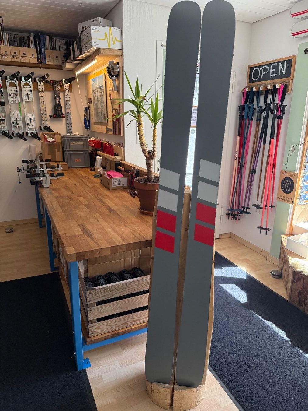 Sci: Candide Skis AK121 190cm – Nuovo e nell'imballaggio originale da Andermatt venduto da Made_In_Andermatt 3