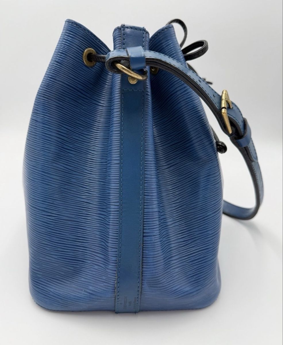 Louis Vuitton Borse da donna: Louis Vuitton Petit Noe Epi blu – Usato da Pollegio venduto da eli_8bm2 6