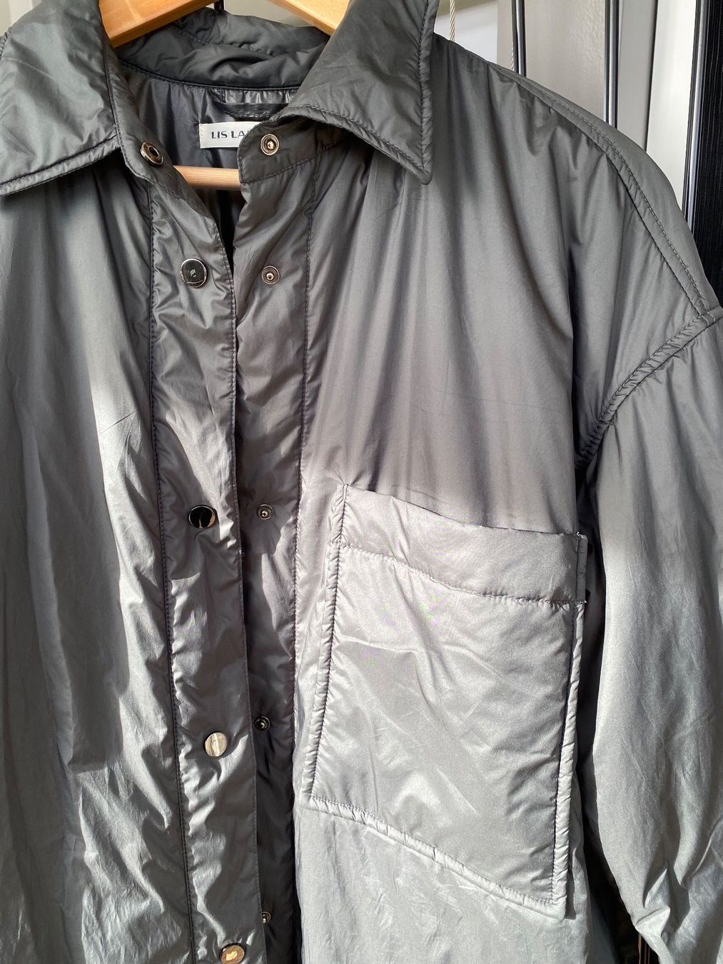 Lis Lareida Jacken: Lis Lareida  Jacke – Gebraucht aus Schaffhausen von  1