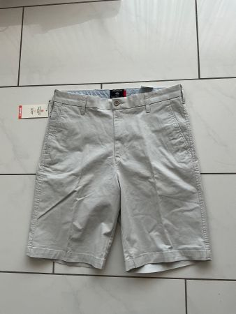 Neue Bermudas von Dockers Gr.32 (M)