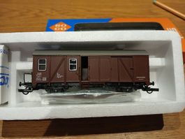Roco HO 4372S Gedeckter Güterwagen, Neu!