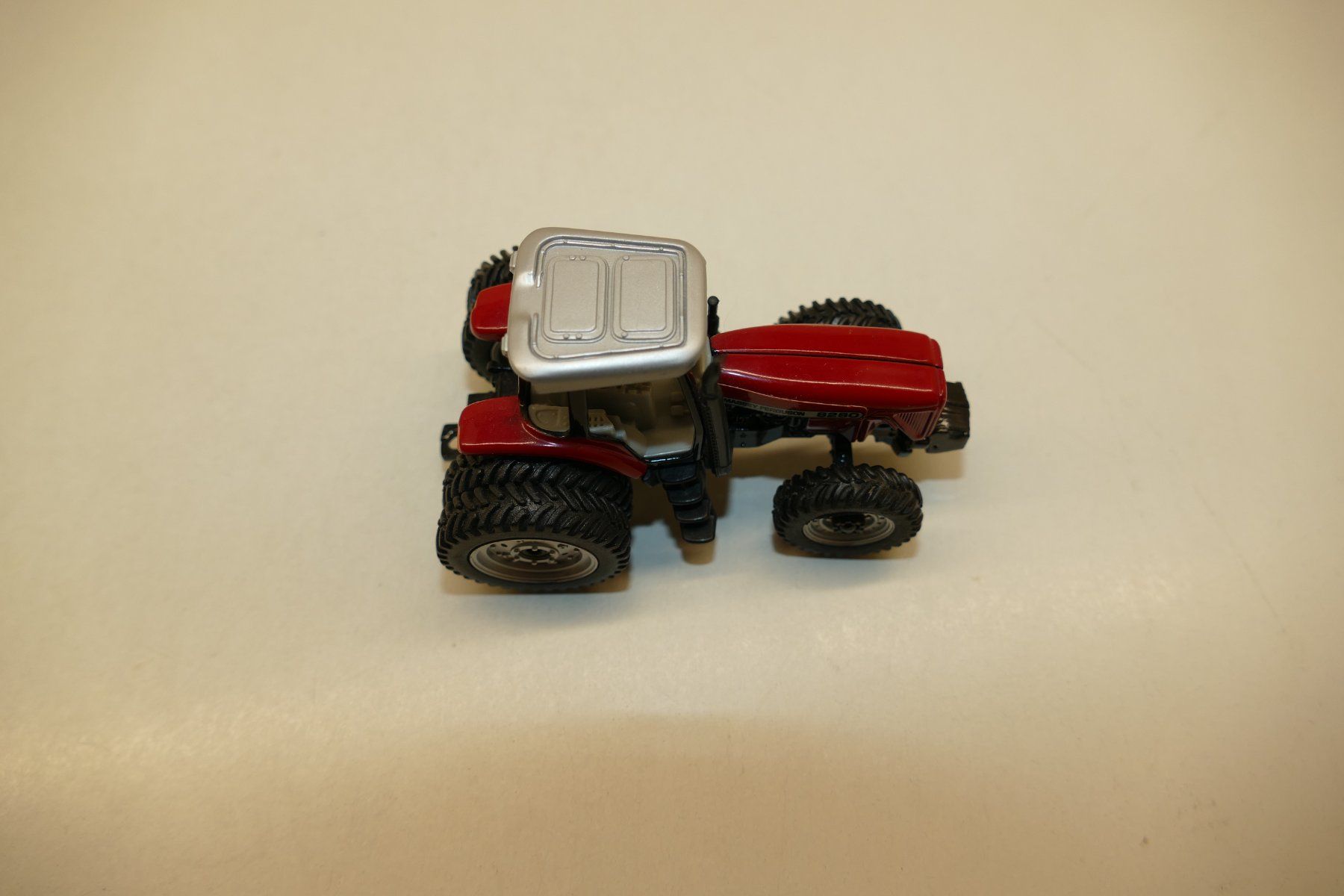 Kit di modellismo & Modellini statici: Metallmodel: Massey Ferguson 8280 Traktor – Nuovo (secondo la descrizione) da Niederhasli venduto da rail-duerst 4