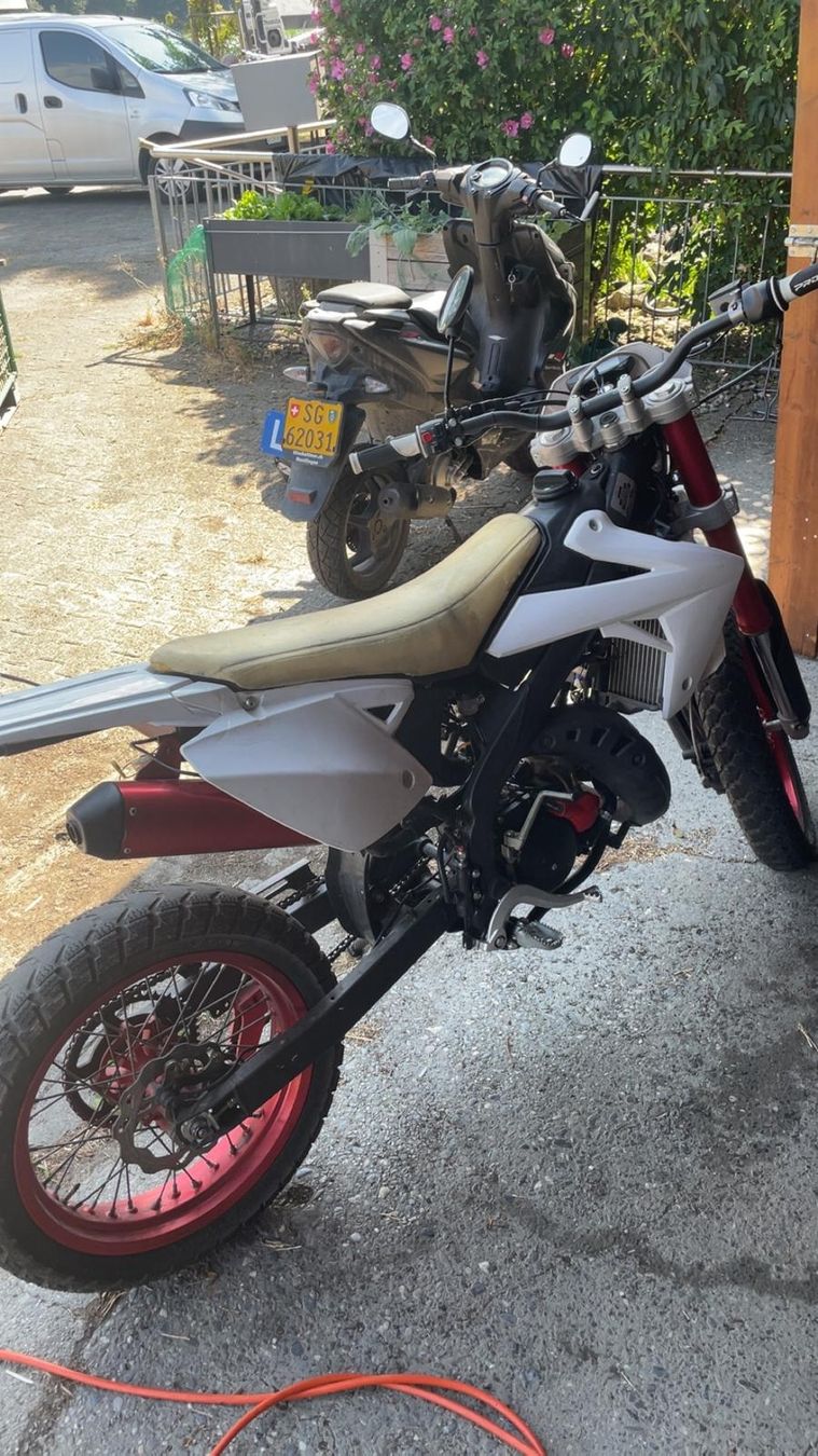 Rieju Strasse: Rieju MRT 50 supermoto – Defekt aus Oberriet von Seppli16 2