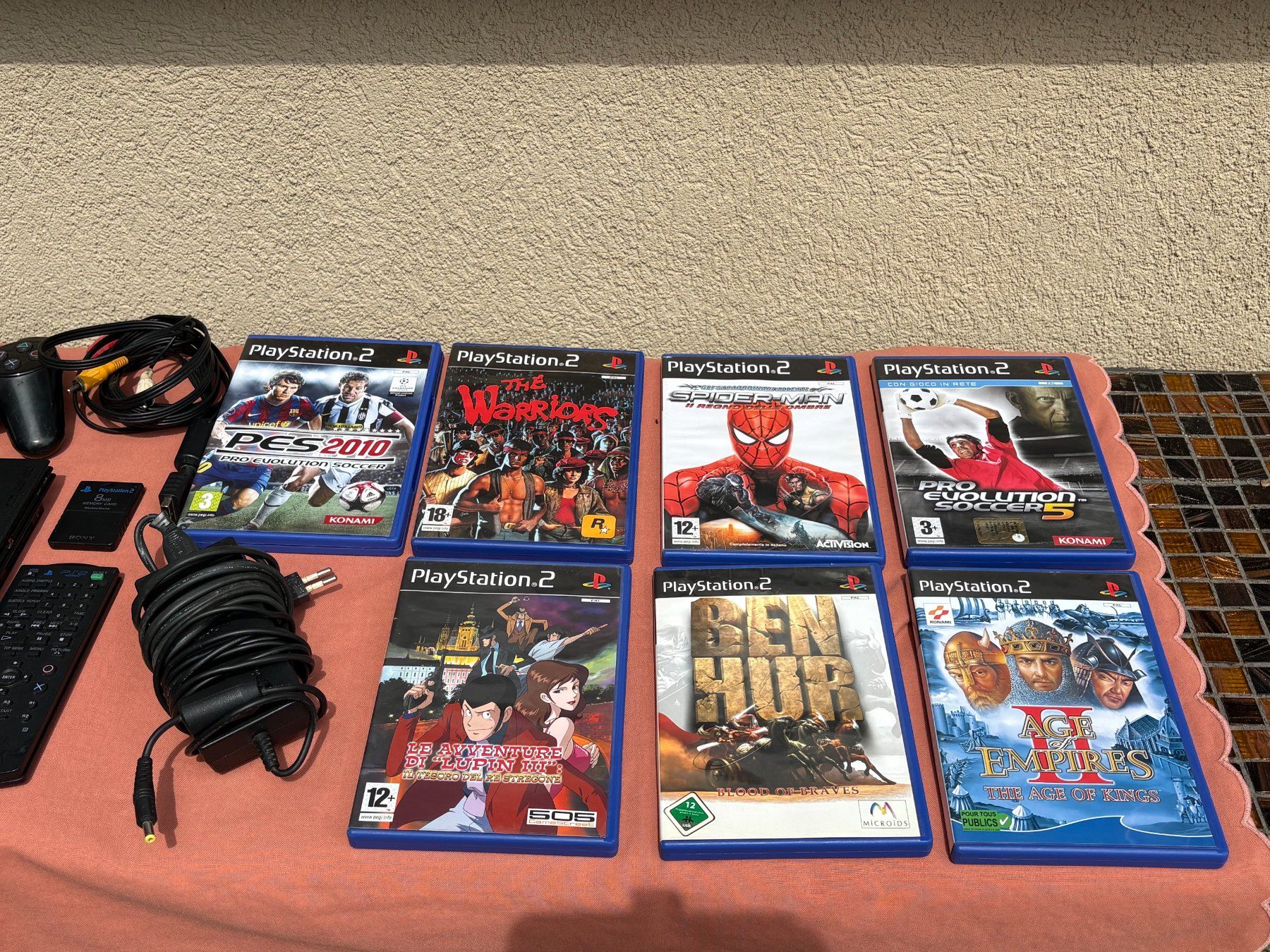 Sony Konsolen: PS2 slim con 4 pad, 1 telecomando, 1 memory card, 7 giochi – Gebraucht aus Meride von AlanS 1
